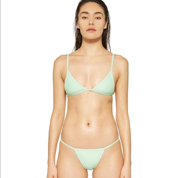 BASIC SWIM GREEN BIKINI TOP (M) - Picture 4 of 7